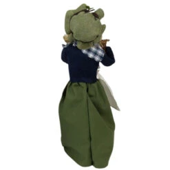 Byers' Choice - Cries Of London Woman Selling Bread Caroler -Ornaments Shop 44 Untitled design 3 70048.1647862308