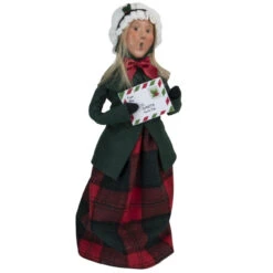 Byers' Choice - Vincent Family Woman Caroler