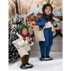 Byers' Choice - Newsboy Caroler -Ornaments Shop Byers Choice Newsboy Caroler scene 38787.1685551484