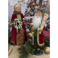 Byers' Choice Dashing Santa Caroler -Ornaments Shop Byers Choice Dashing Caroler 27922.1684504025