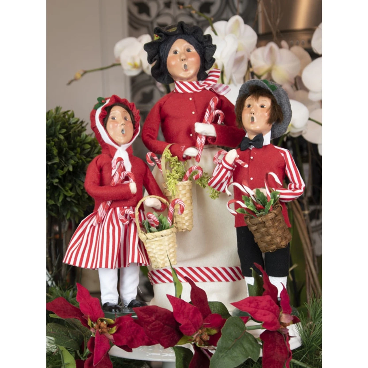 Byers Choice - Candy Cane Boy Caroler 7 Byers Choice - Candy Cane Boy Caroler - Image 5