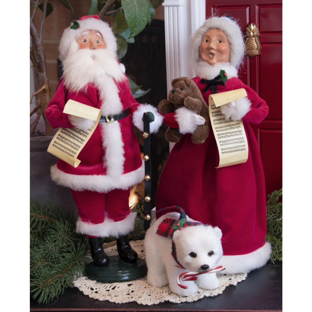 Byers' Choice Red Velvet Mrs. Claus Caroler 7 Byers' Choice Red Velvet Mrs. Claus Caroler - Image 5