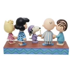 Jim Shore - Peanuts - Peanuts Gang In Christmas PJs Figurine -Ornaments Shop Jim Shore Peanuts Peanuts Gang In Christmas PJs Figurine back 33981.1683293016