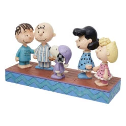 Jim Shore - Peanuts - Peanuts Gang In Christmas PJs Figurine -Ornaments Shop Jim Shore Peanuts Peanuts Gang In Christmas PJs Figurine left 77940.1683293017